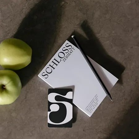 Schloss - Cbd & Adaptogenic And Sport 4* 체르마트