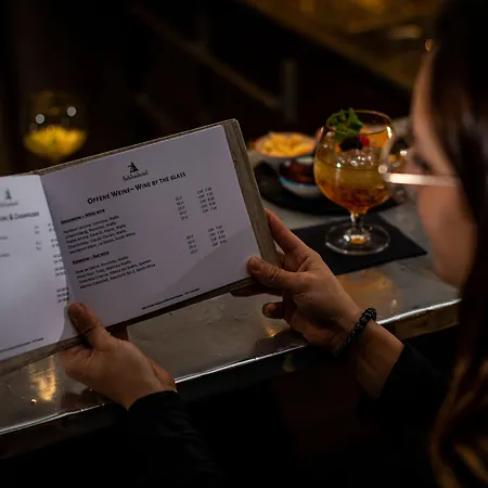 Schloss - Cbd & Adaptogenic And Sport Otel Zermatt