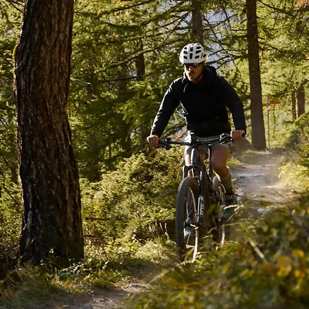 Hotel Schlosshouse Wellbeing Rooms&suites Zermatt