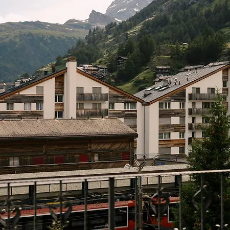 Schlosshouse Wellbeing Rooms&suites Hotel 4*