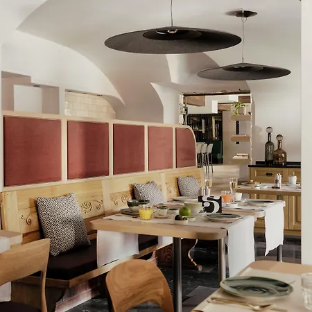 Schlosshouse Wellbeing Rooms&suites Hotel